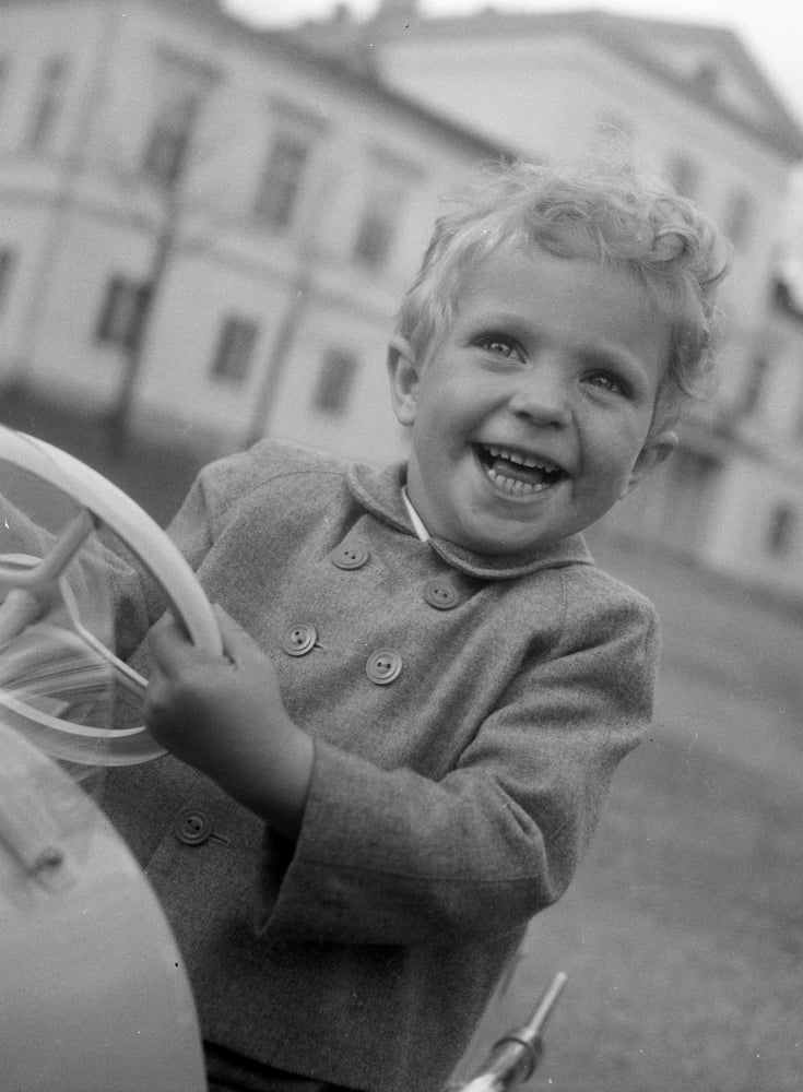 Får Man Döpa Sitt Barn Till Adolf