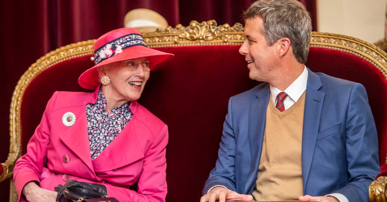 Dronning Margrethe Og Kronprins Frederik