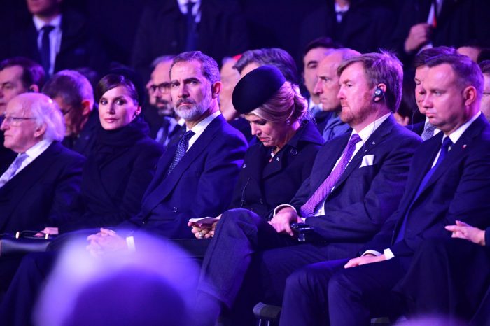 Drottning Máxima i tårar vid minneshögtiden i Auschwitz.